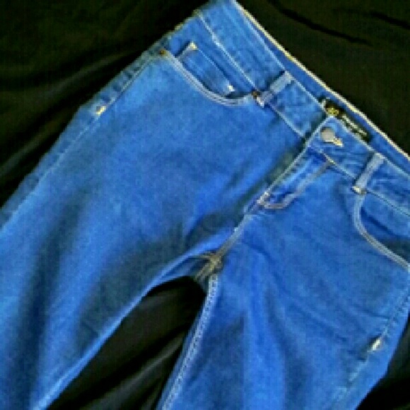 Zara Basic Jean- on sale!