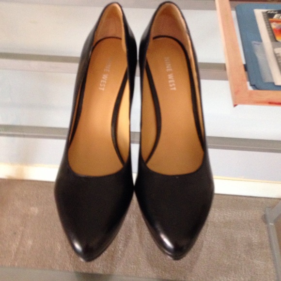 Nine West 3 inch heel in black