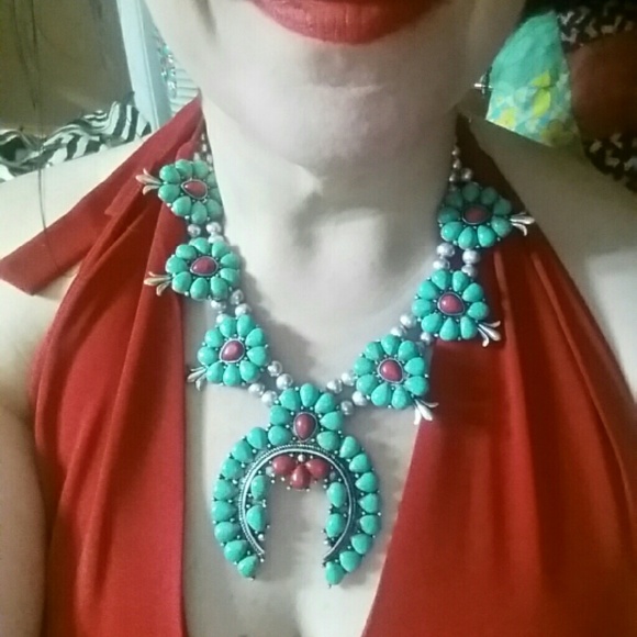 LARGE Red Howlite & Turquoise Squash Blossom Set - Picture 4 of 4