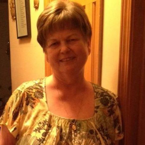 Meet your Posher, Debbie