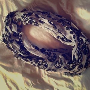 Skull Scarf