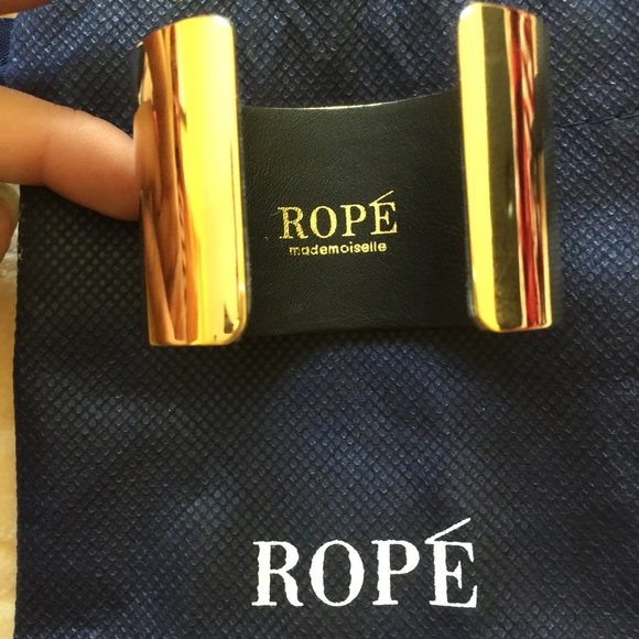 Bangle - Picture 2 of 4