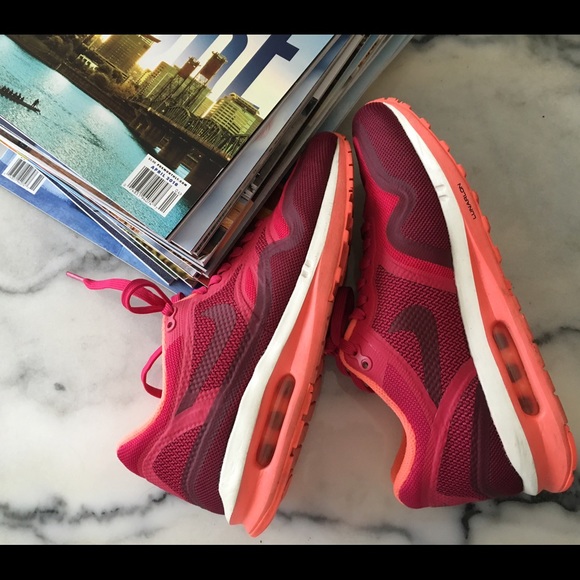 Nike Lunarlon Running Shoes