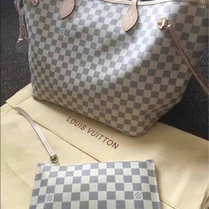 Louis Vuitton Neverfull MM