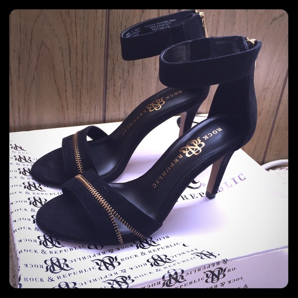 Rock & Republic Shoes - Rock & Republic Etta Heels Black Gold Zip Zipper