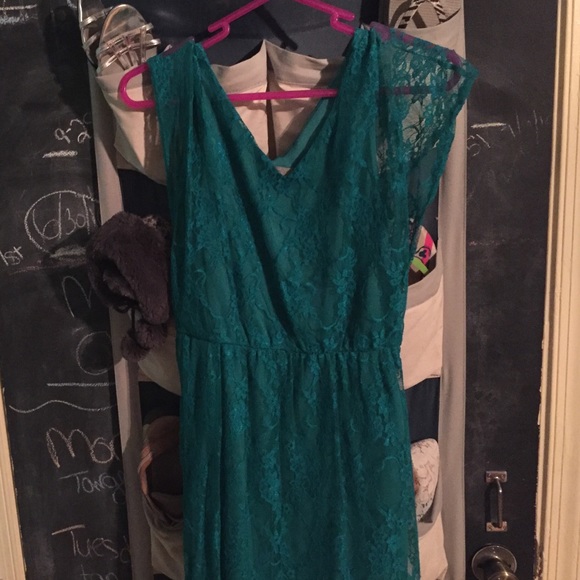 High low dress - Picture 2 of 2