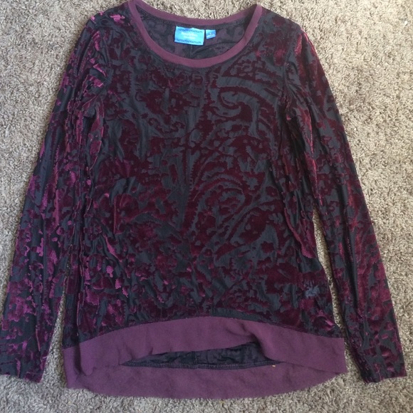 SIMPLY VERA BLOUSE