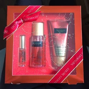 Victoria's Secret fragrance most and lotion