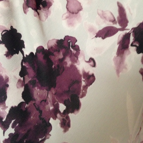 Top - Picture 2 of 3