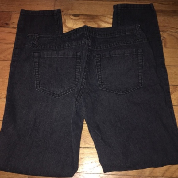 Forever 21 jeans - Picture 3 of 5