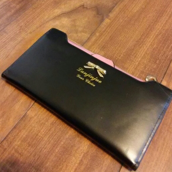 Cute black and pink wallet - Picture 2 of 4