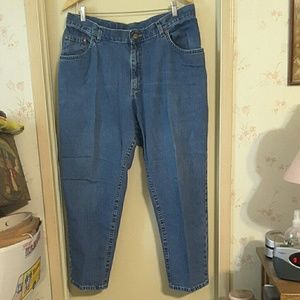 LL BEAN Jeans, Sz. 18WP, Straight Leg?