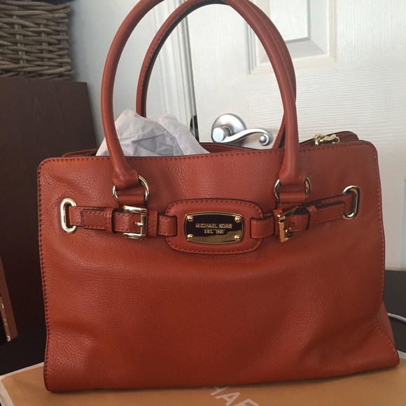 Medium sized Michael Kors Hamilton