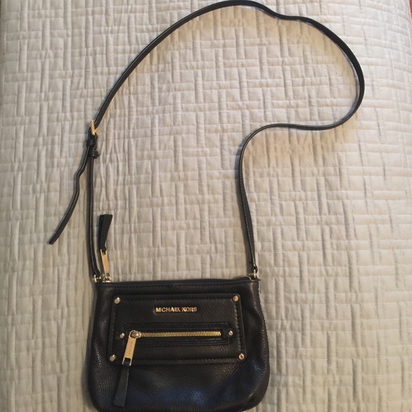 Michael Kors Crossbody - Picture 1 of 4