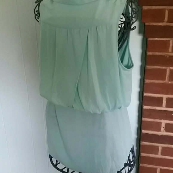 NWOT Faded Cyan Layered Button Down Sleeveless Top - Picture 6 of 8