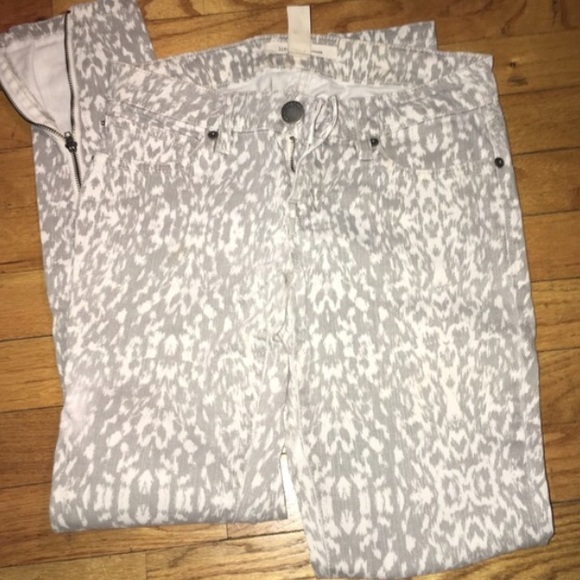 Forever 21 jeans - Picture 6 of 7