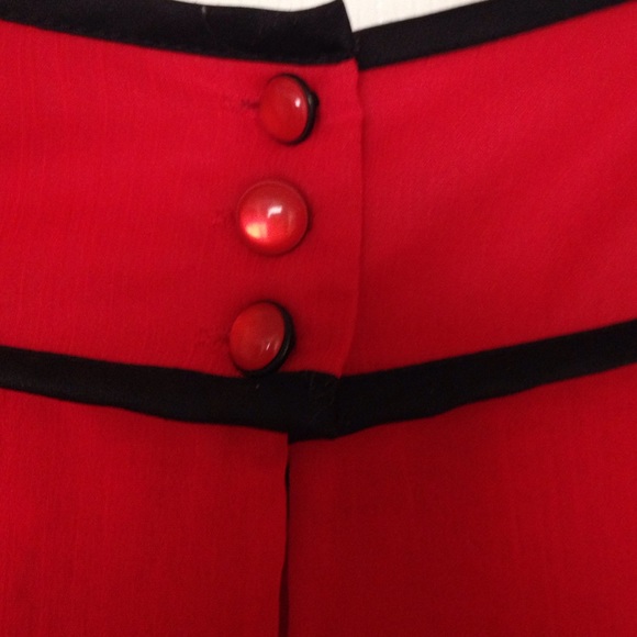 Top - Picture 2 of 2