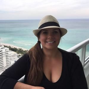 Meet your Posher, Tina