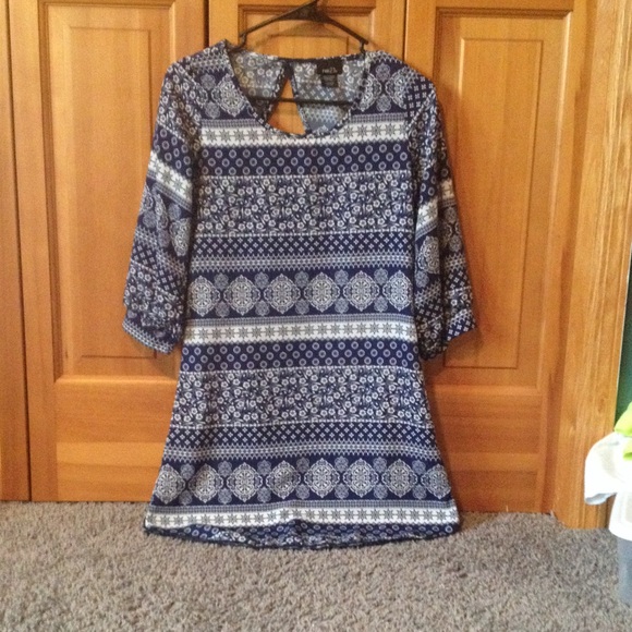 Loose dress