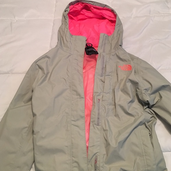 North face resolve rain jacket