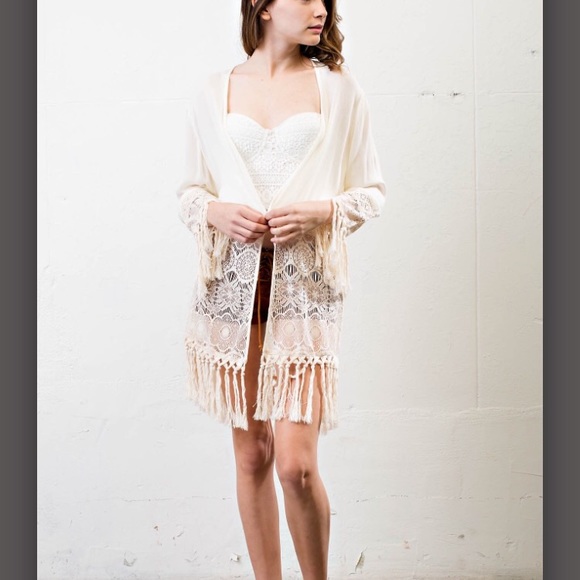 April Spirit Sweaters - LAST ONE!! Cream Fringe Boho Lace Cardigan!