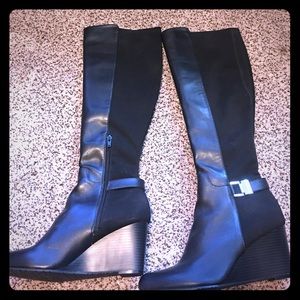 Lightweight knee high boots. Brand new!