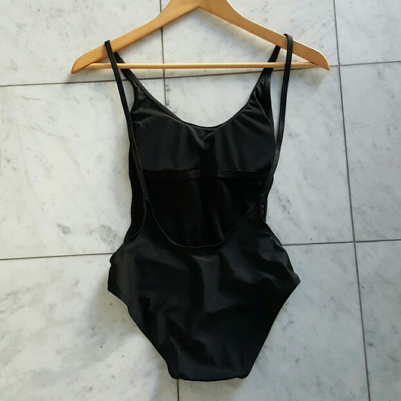 NEW Sexy Backless One Piece Swimsuit - Picture 3 of 6