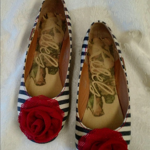 Shoes- Flats