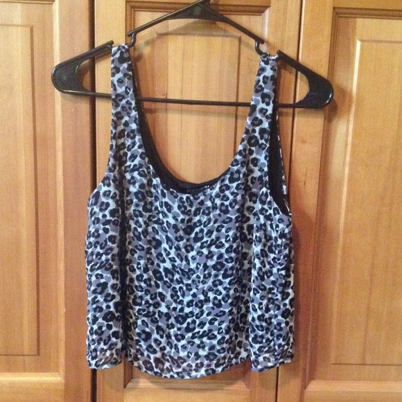 Leopard print crop top