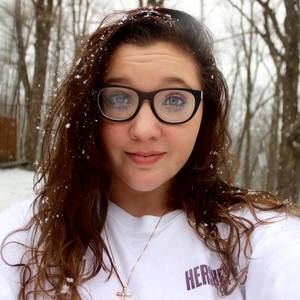 Meet your Posher, Cassie