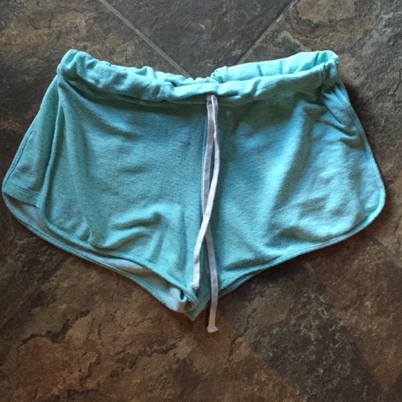 LOVE culture shorts