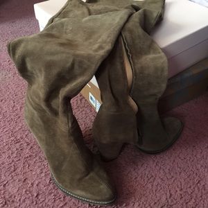 Zara Olive Suede Knee Boots.