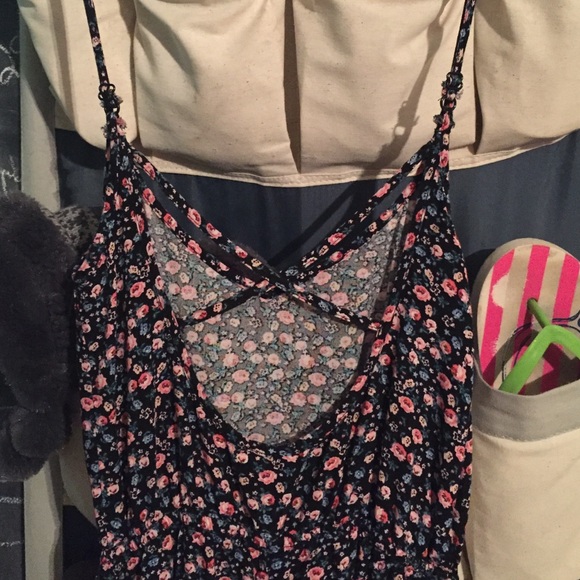 Floral romper - Picture 2 of 2