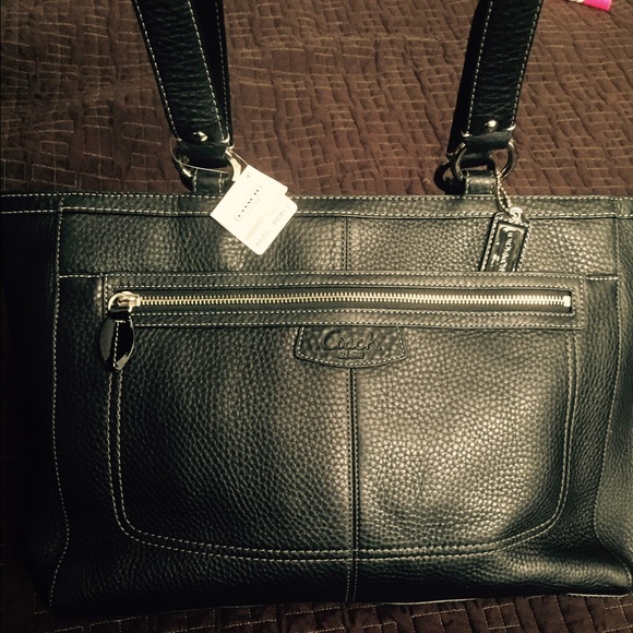 coach bag . Additional photos