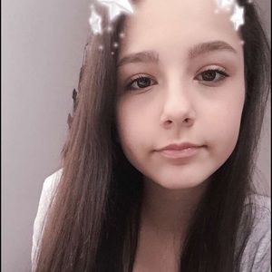 Meet your Posher, Lena