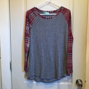 Great sweater for those nippy mornings!