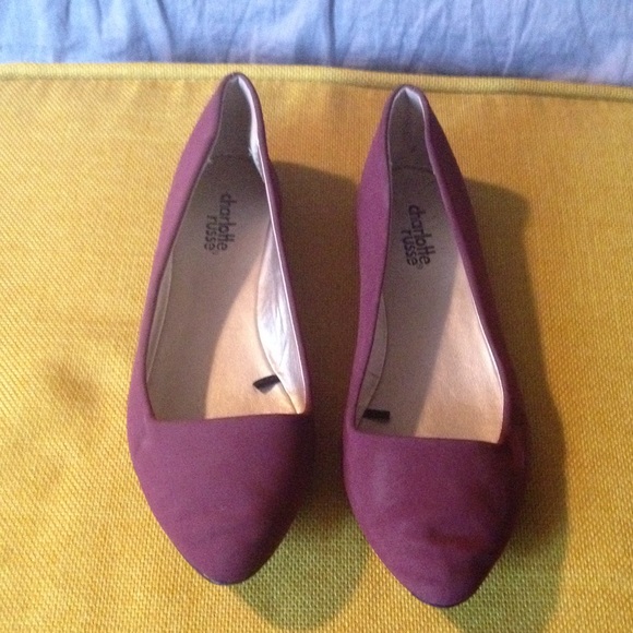 Maroon flats