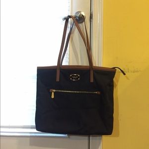 AUTHENTIC MICHAEL KORS MONTAUK NYLON NAVY TOTE