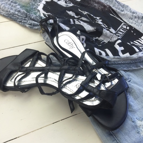 Cathy Jean Shoes - Black Gladiator Sandals