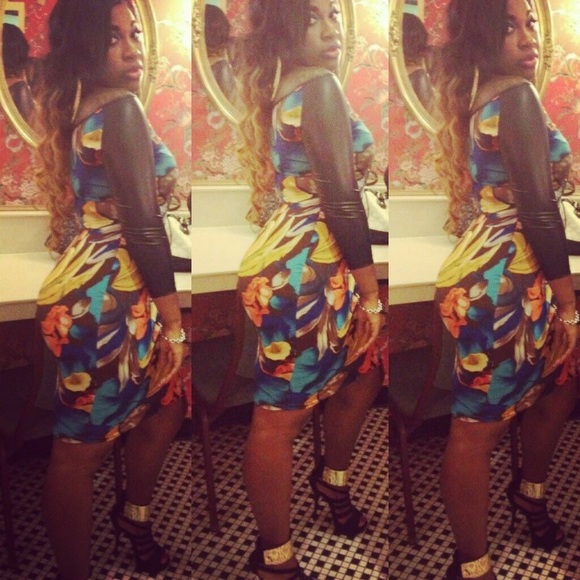 Sandals - Picture 3 of 3