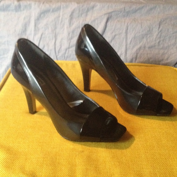 Black heels