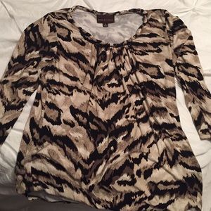 Dana Buchman animal print top 🐯