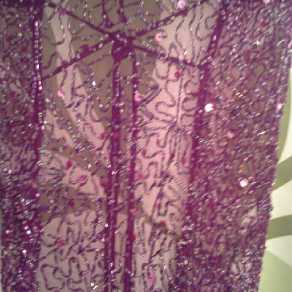 Venus Beaded Halter Top, Size Medium - Picture 3 of 8