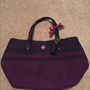 Small coach hand bag