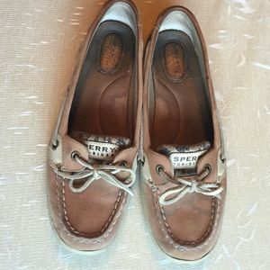 Sperry shoe
