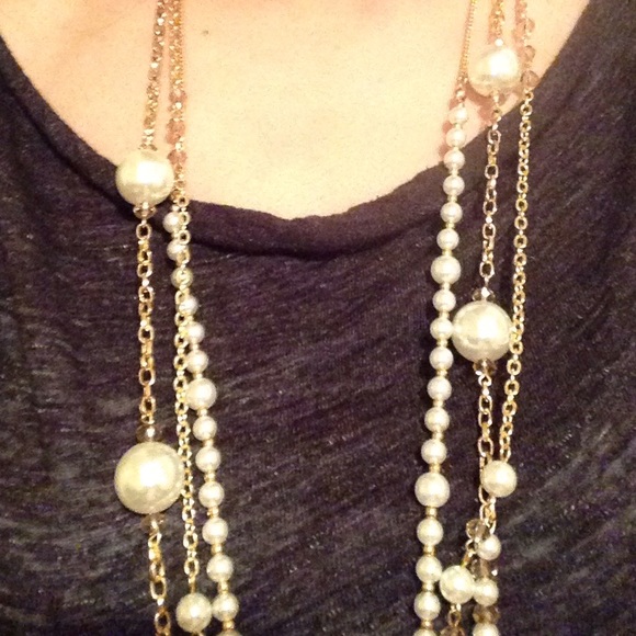 Jewlery - Picture 2 of 3