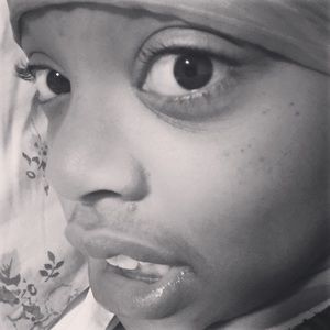 Meet your Posher, Nia
