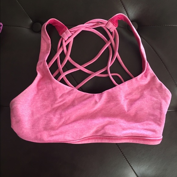 Lululemon free to be wild sports bra