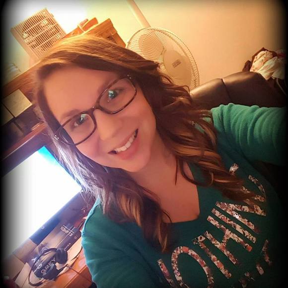 Meet your Posher, Sarah