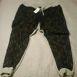 Torrid lace sweats size1